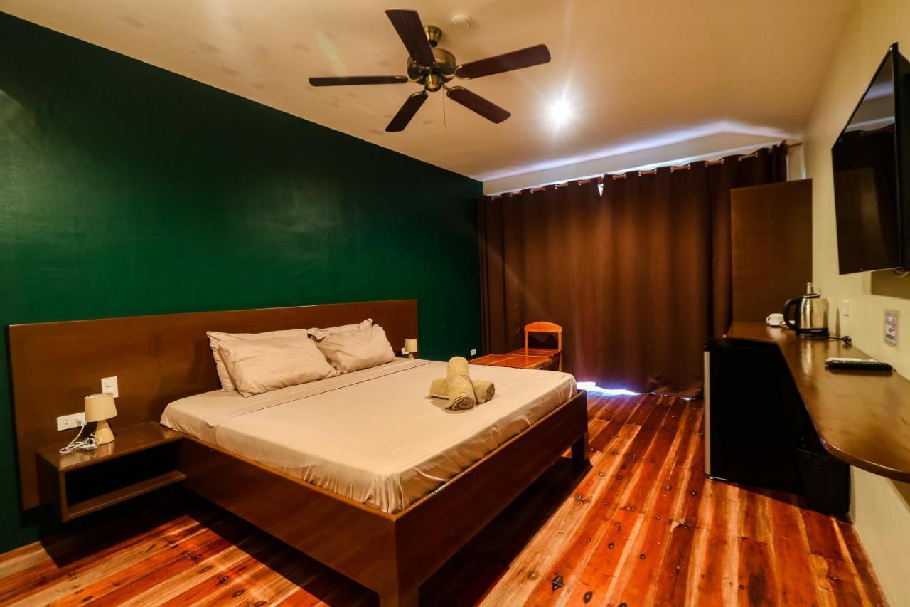 Nakabalo Guesthouse & Restaurant Siquijor Bagian luar foto