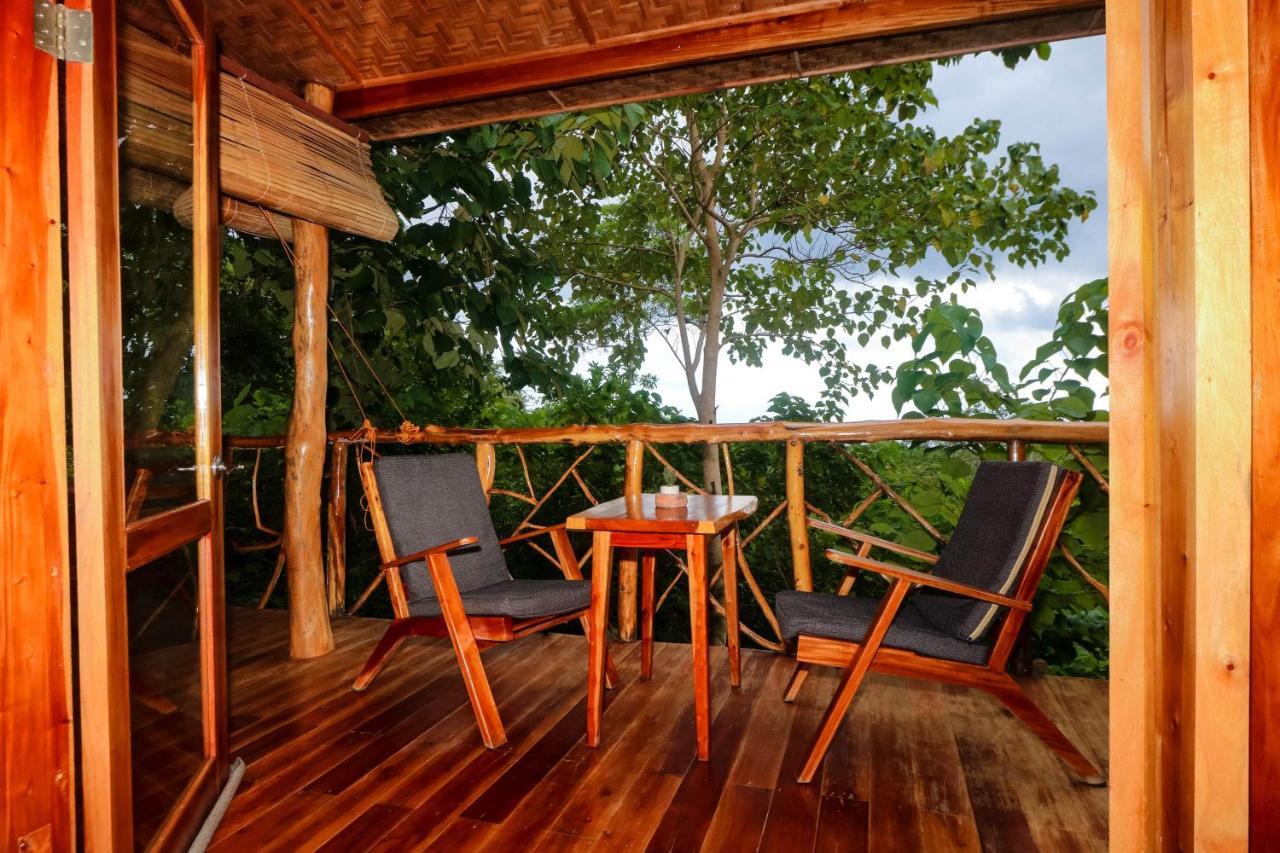 Nakabalo Guesthouse & Restaurant Siquijor Bagian luar foto