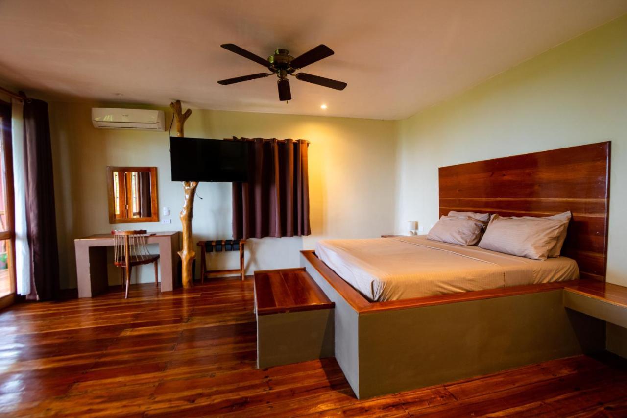 Nakabalo Guesthouse & Restaurant Siquijor Bagian luar foto