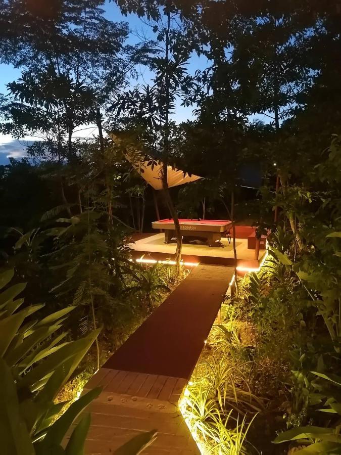 Nakabalo Guesthouse & Restaurant Siquijor Bagian luar foto